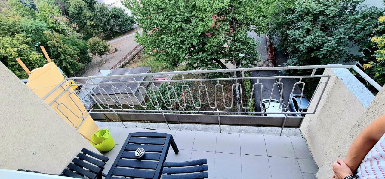 Ultracentral Apartments باكاو المظهر الخارجي الصورة